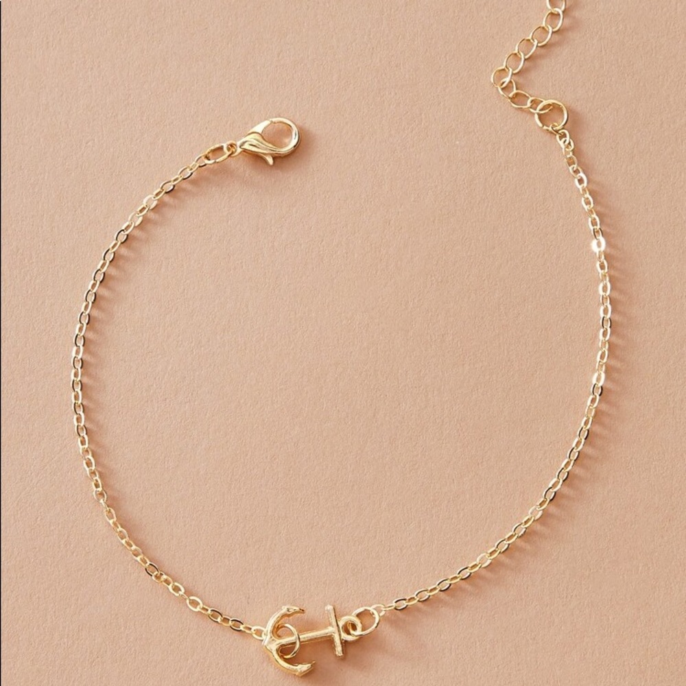 3/$30 💛 Anchor Necklace - Picture 3 of 4
